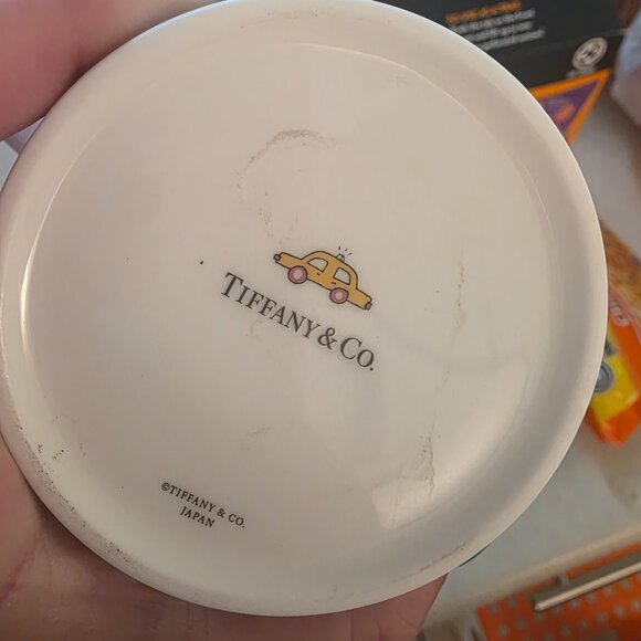 5th Avenue Series Scene Limited Edition Mug Tiffany & Co - Picture 2 of 2